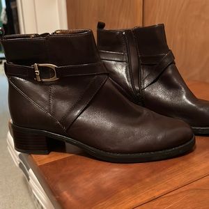 Women’s shoe size 71/2 leather Etienne Aigneri